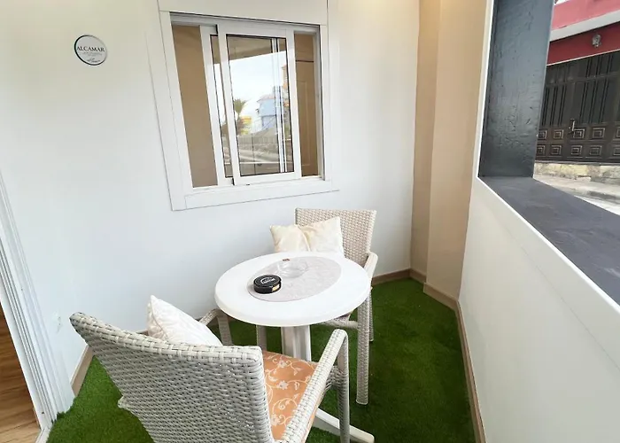 Appartement Coastal Nest In *