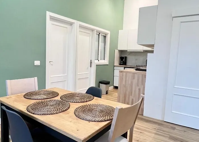 Coastal Nest In Appartement Alcalá la Real