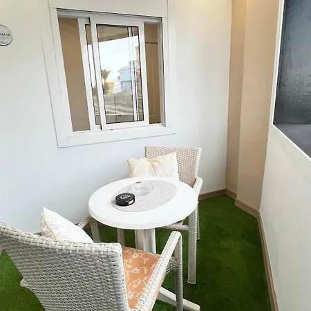 דירה Coastal Nest In *