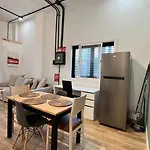 Coastal Nest In Apartment
