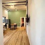 Coastal Nest In Apartment *